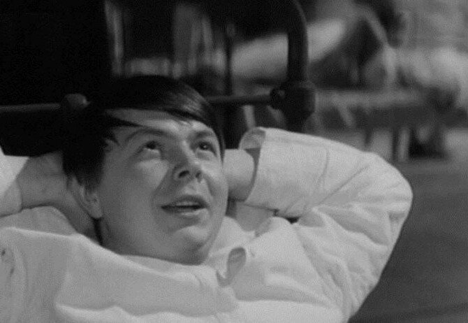 Кадр из фильма «Республика ШКИД»