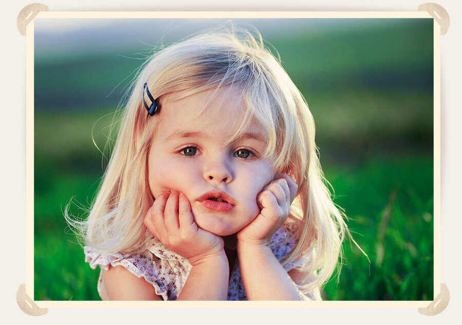 Матильда фильм 1996. Про умную маленькую девочку. Умная девочка в очках. Одаренная фильм 2017. Маккенна грейс 2021.