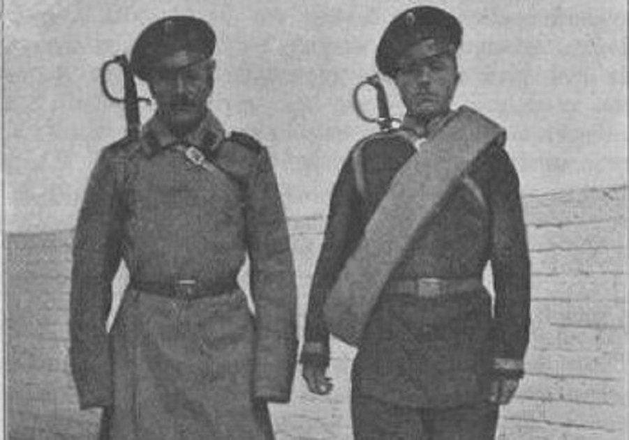 Носка шашки за спиной в артиллерии