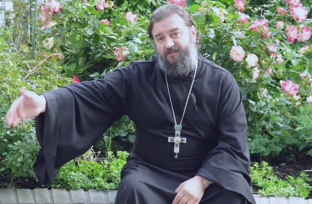 Андрей Ткачёв — протоиерей, писатель, проповедник, миссионер, телеведущий, блогер.