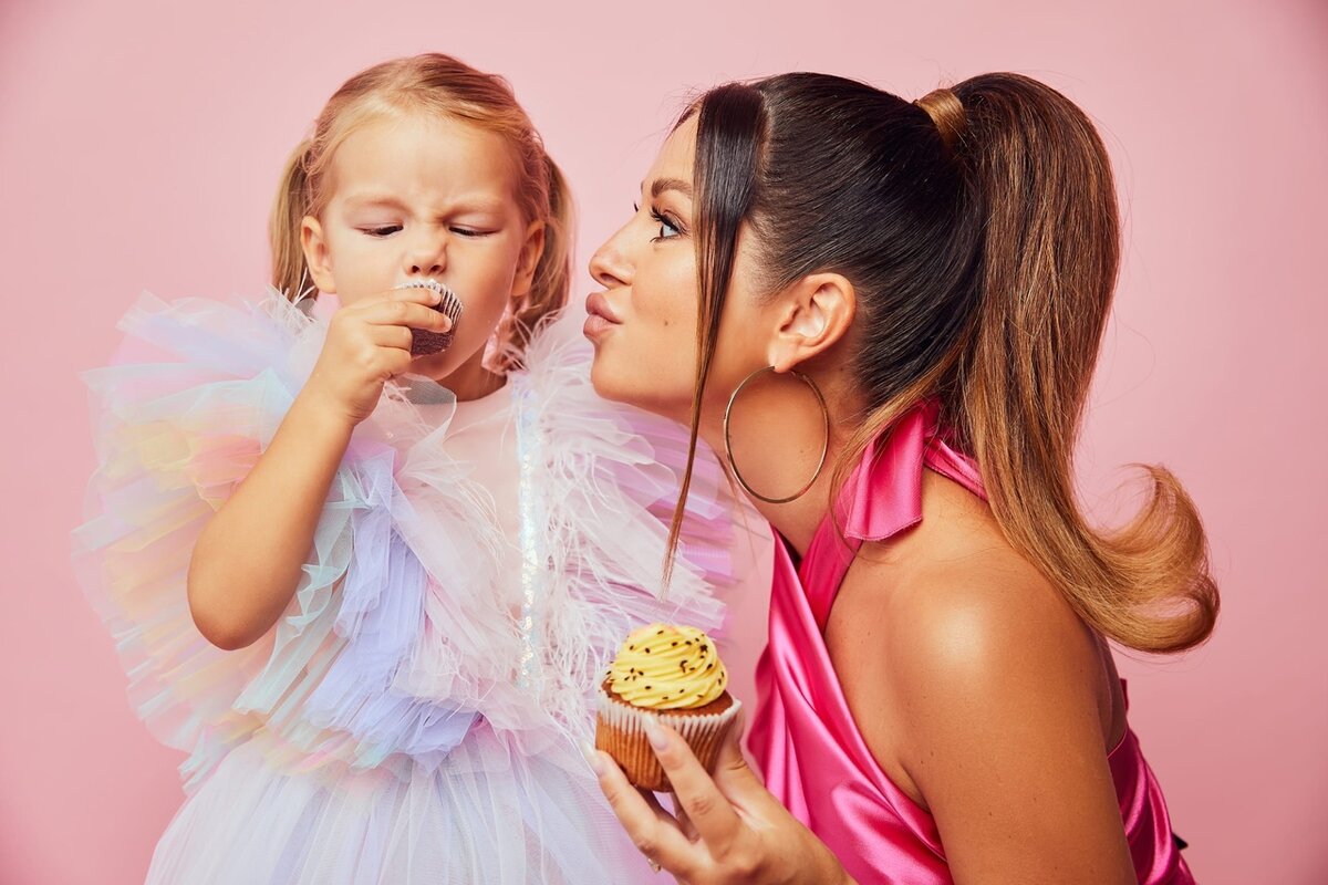 Нюша с дочкой. Источник: https://www.instagram.com/p/CUxnD84oNN0/