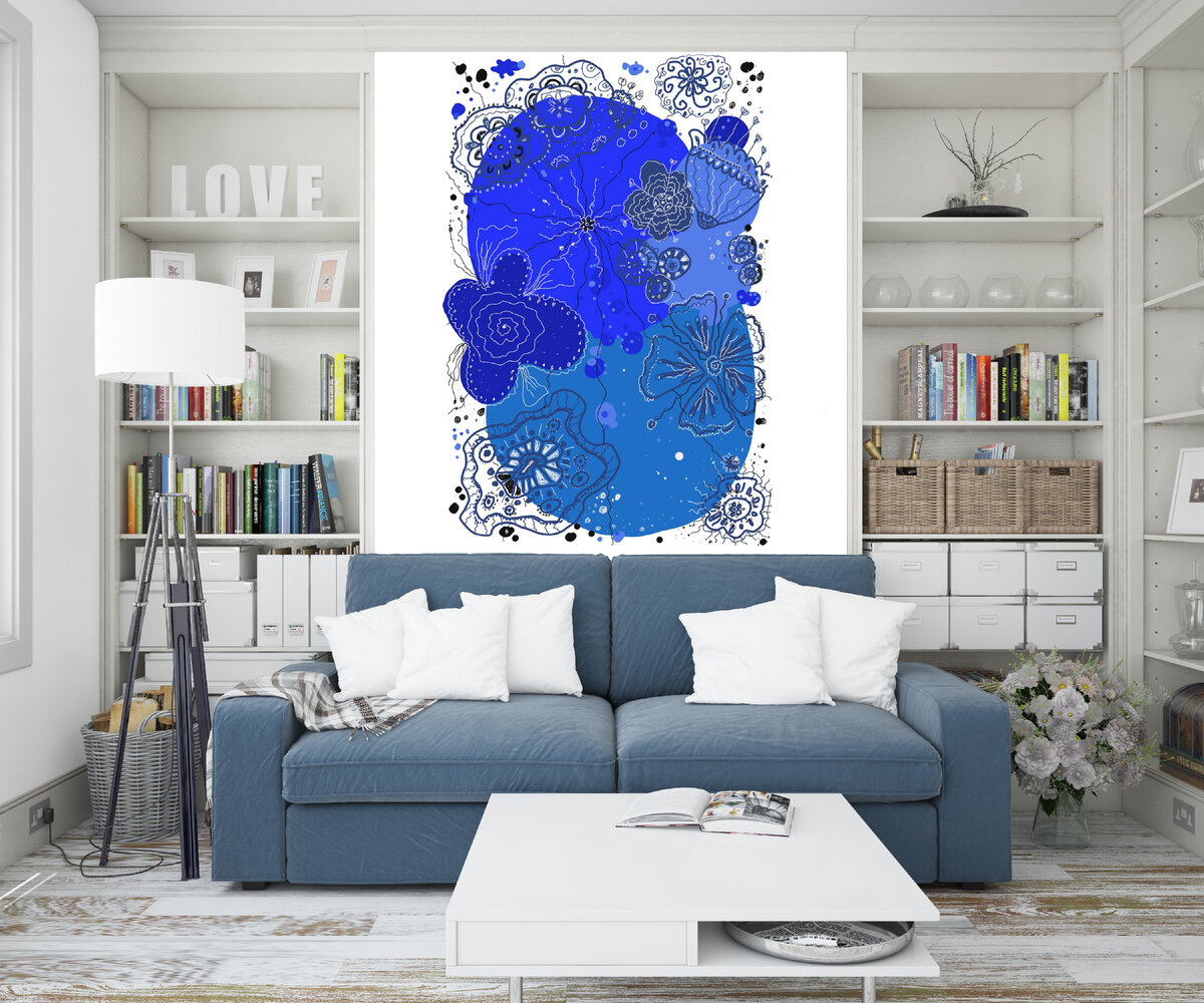 картина автора в светлом интерьере