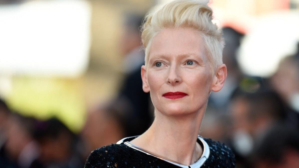 Тильда Суинтон всегда отыгрывает в картинах необычных персонажей. Фото: Getty Images