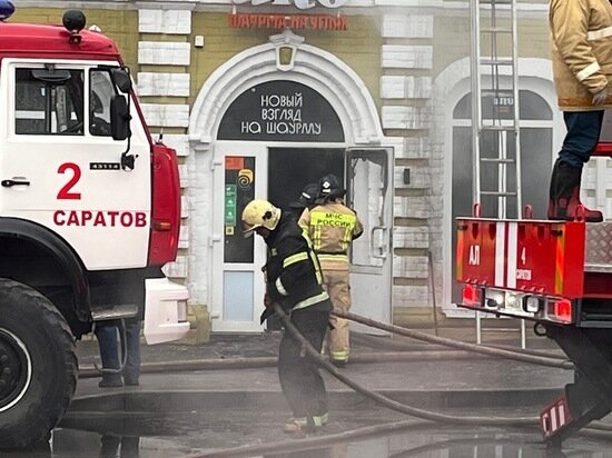     Пожар на Сакко и Ванцетти в Саратове. Фото: saratov.mk.ru "МК в Саратове"