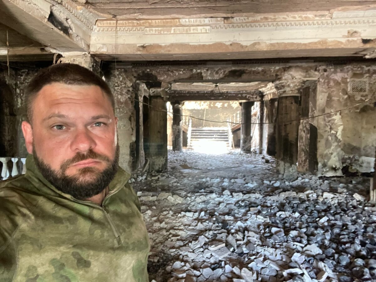 Поддубный журналист. Евгений Поддубный. Поддубный военкор. Военный корреспондент Поддубный Евгений. Евгений Поддубный борода.