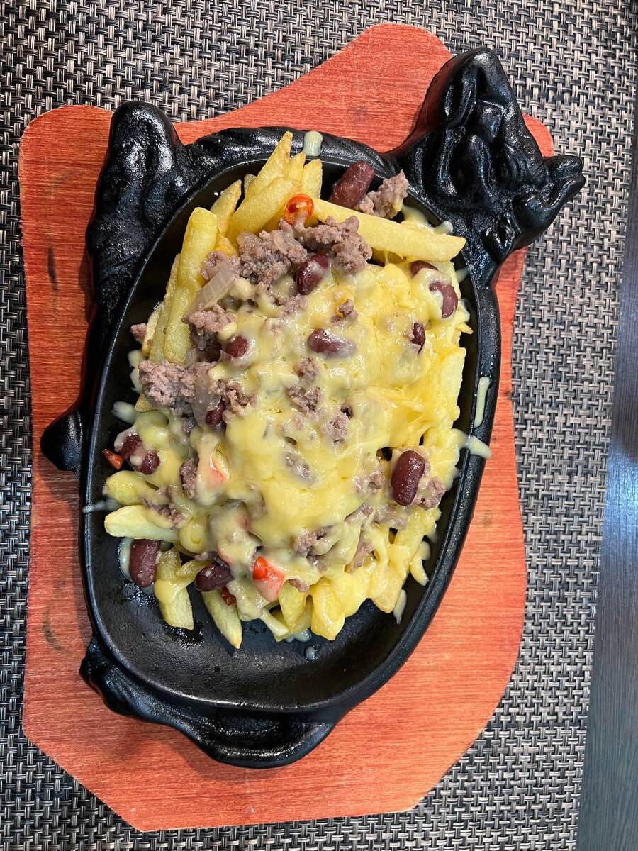 Алма-Ата на связи? У нас время 9 утра и за окном выключили горы и включили снег✌️ Привет! Я Женя и мы с мужем хотим воплотить нашу мечту.-4-2