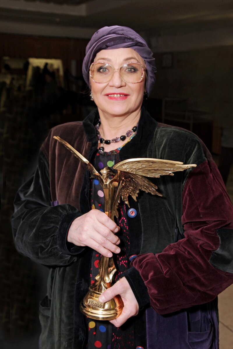    Нина Русланова