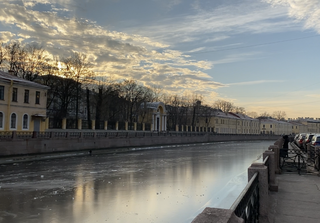 От Невского проспекта по набережной Мойки до Исаакиевской площади.  Продолжение однодневного путешествия. | Павел Бочкарев Путешествуем вместе  | Дзен