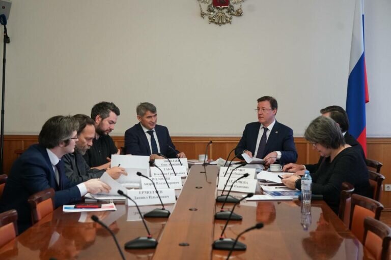    Игорь Комаров провел Совет округа по повышению социального самочувствия в регионах ПФО Андрей Севостьянов