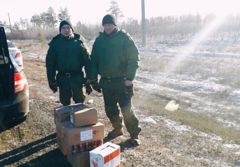    Кувандычане передали мобилизованным в Нижнюю Павловку землякам продукты и теплые вещи Андрей Севостьянов