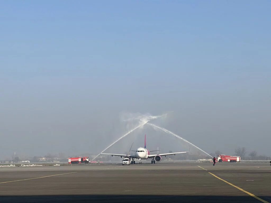 Wizz Air Abu Dhabi самолеты. АИР Самарканд самолете. Аэропорт Самарканд. Абу-Даби в Самарканд. Аэропорт самарканд вылеты