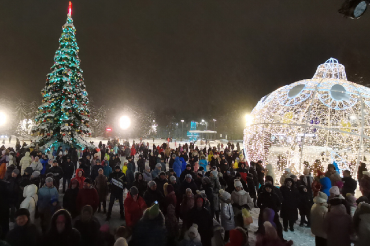    В Щекине состоялось открытие благоустроенной центральной площади