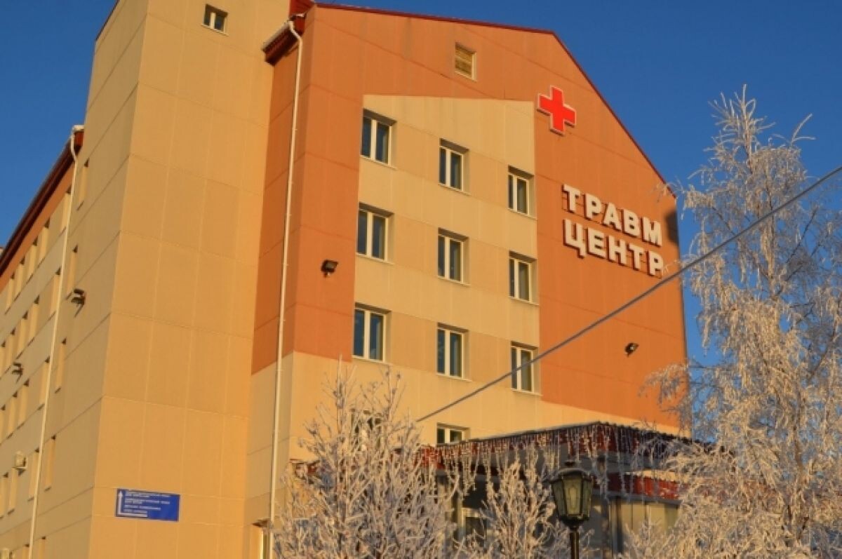    В Сургуте оперативная помощь врачей спасла жизнь юному хоккеисту