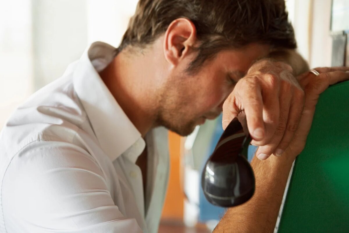 Если не берут трубку от тебя, берут от кого то другого.