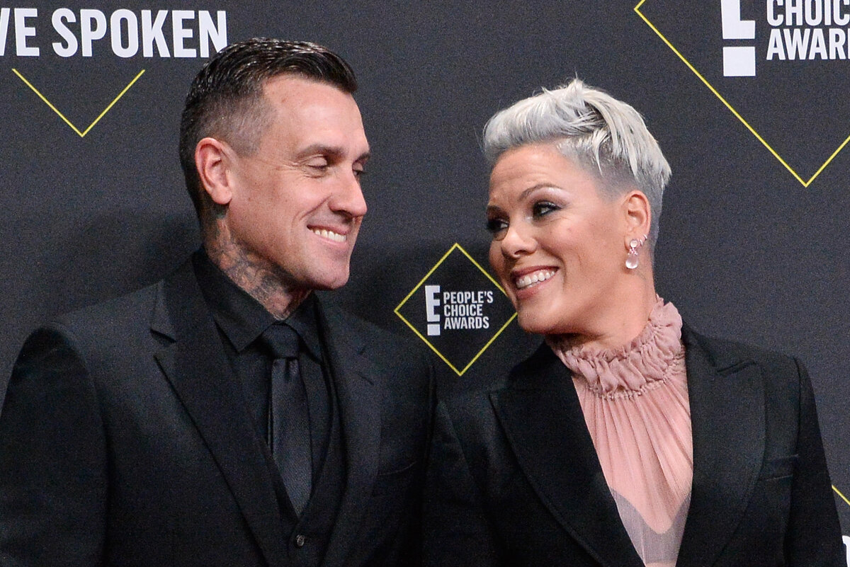     "Женись на мне! Я не шучу": сколько раз Пинк пожалела о том, что сама сделала предложение руки и сердца мужу