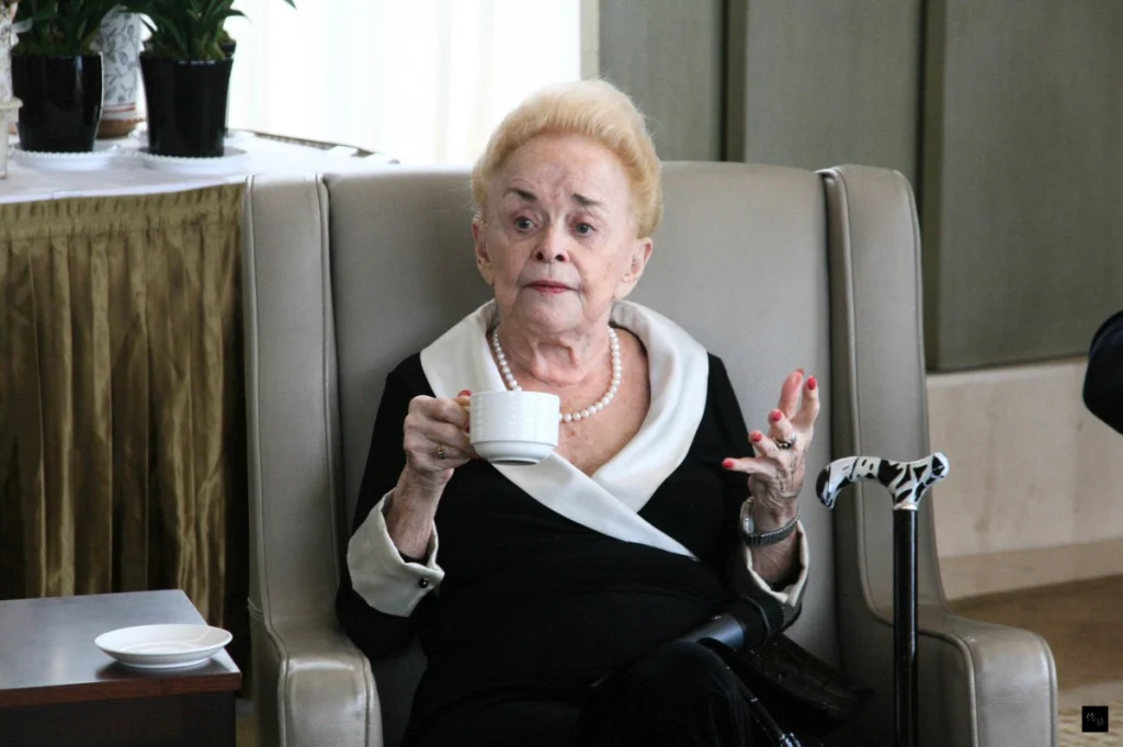 Эрна Натсен