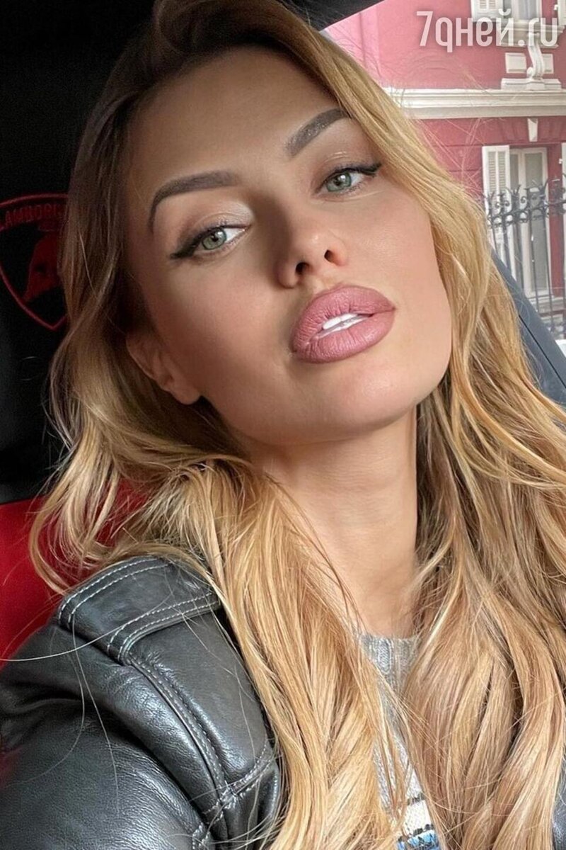    Виктория Боня Социальные сети