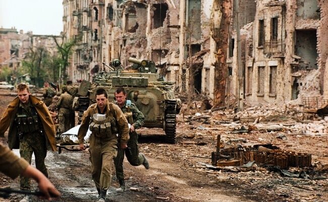 Более пятнадцати тысяч российских солдат срочной службы погибло во время второй чеченской войны. Они были, как пушечное мясо...