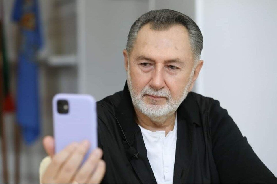     Анатолий Иванович весьма активно ведет свои страницы в социальных сетях. Фото: соцсети.