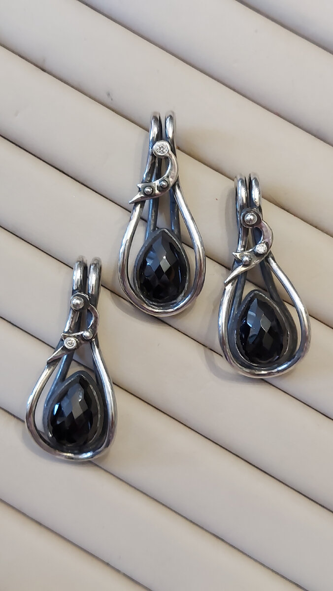 Тройные кулоны "Восхдящие звёзды" от RadomskyJewelry
