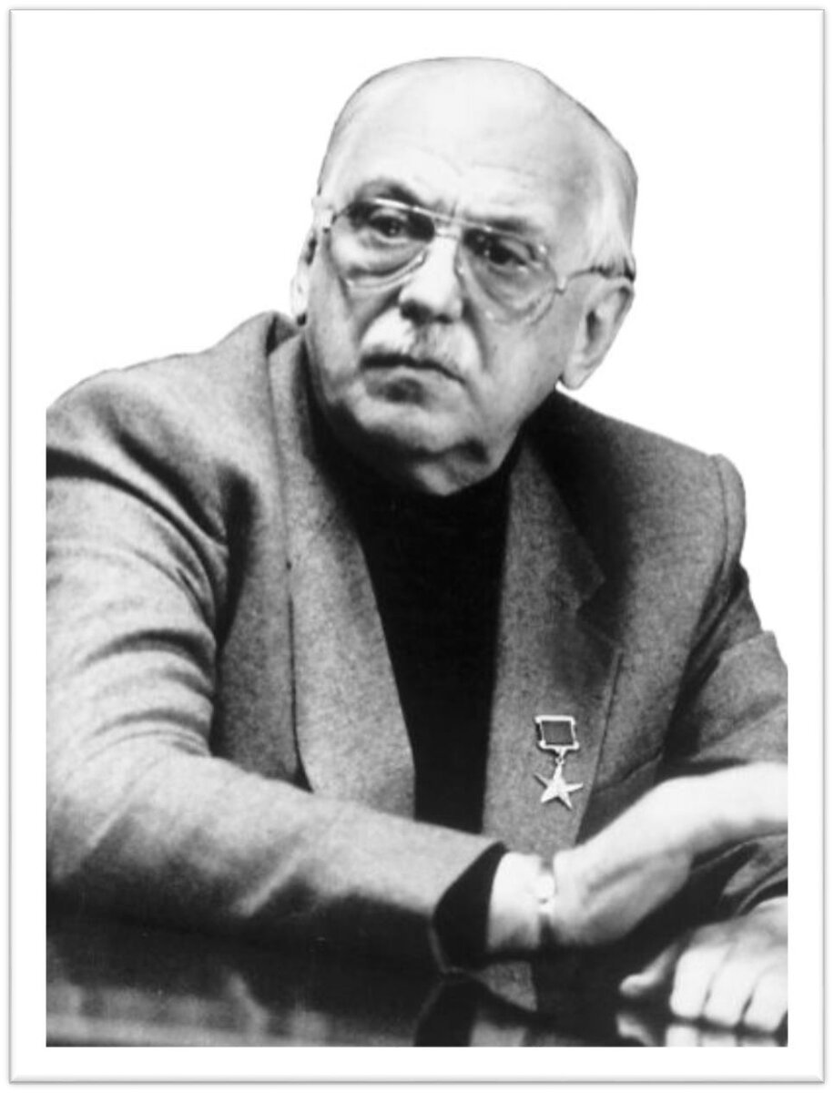 Фото сергея михалкова писателя Советские лица. Сергей Михалков - великий писатель. Мой адрес - Советский Союз Д