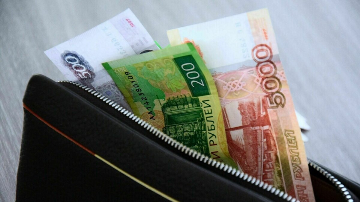     Постановление об увеличении прожиточного минимума в Волгоградской области подписал губернатор Андрей Бочаров. С 2023 года он составит 12 363 рубля на душу населения.