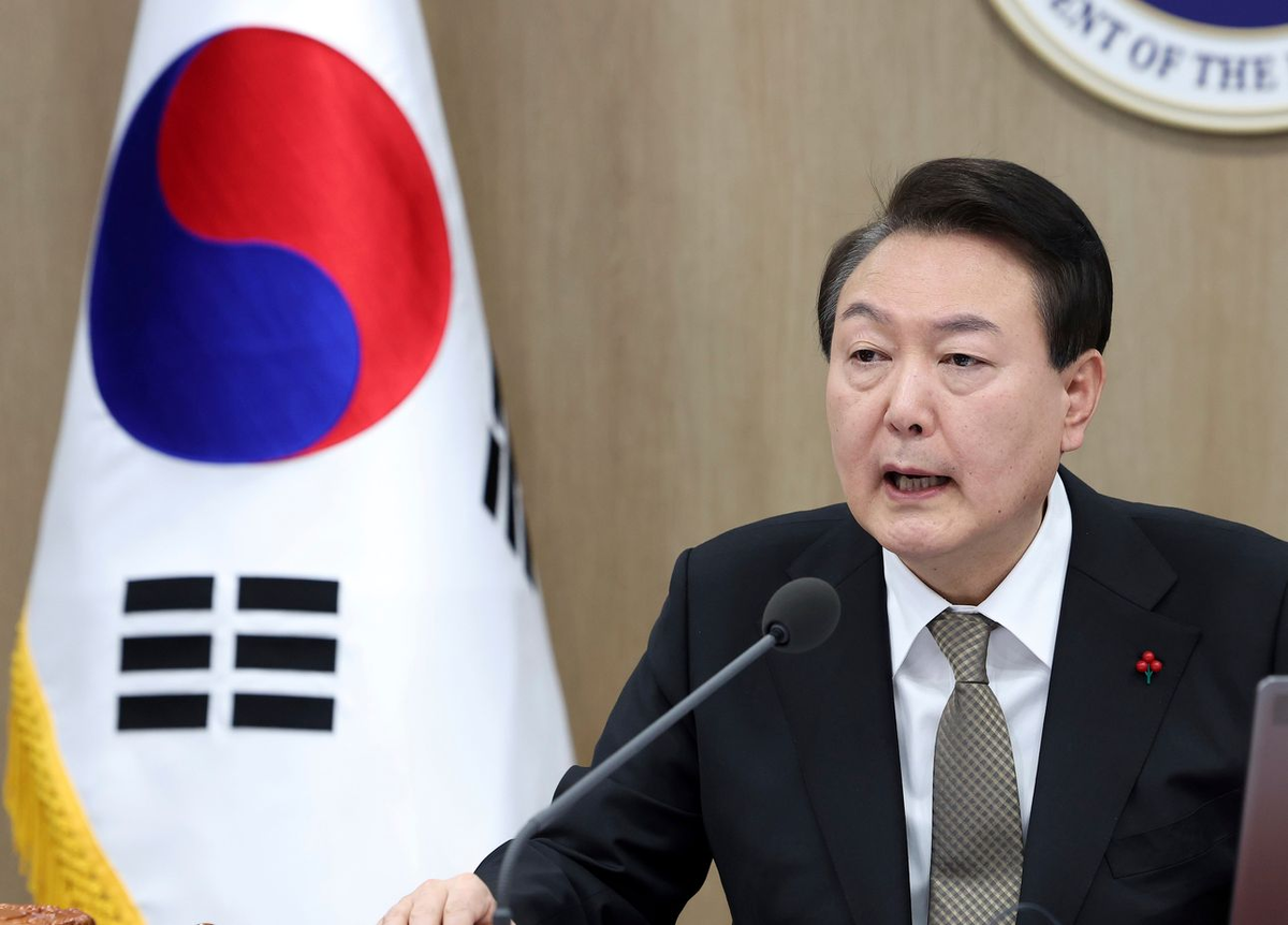 Президент Южной Кореи Юн Сук Ёль оказал давление на вооруженные силы своей страны после того, как в начале этой недели северокорейские беспилотники влетели в воздушное пространство Южной Кореи