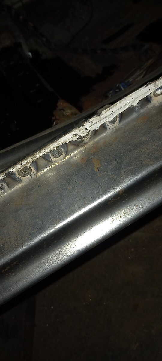 Вот как на мой взгляд должен выглядеть шов.