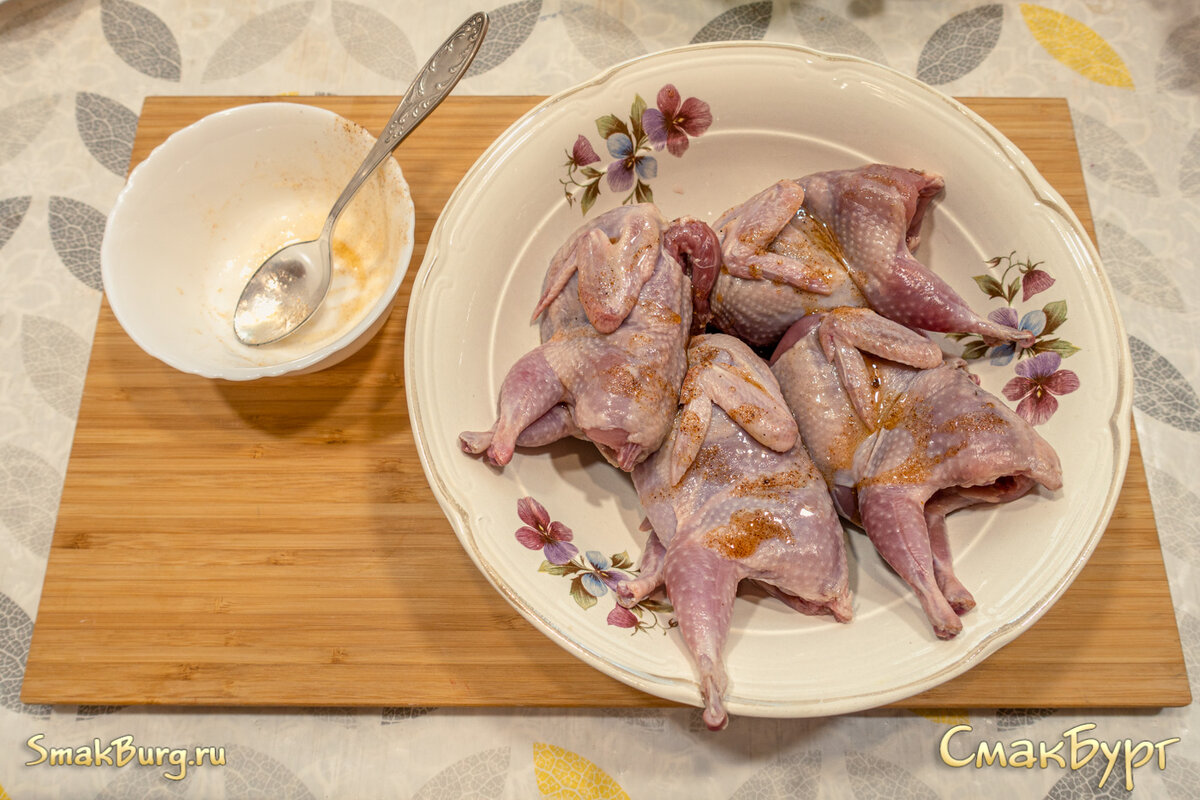 Сочные и ароматные перепела в духовке - простой и вкусный рецепт для всех |  СмакБург | Дзен