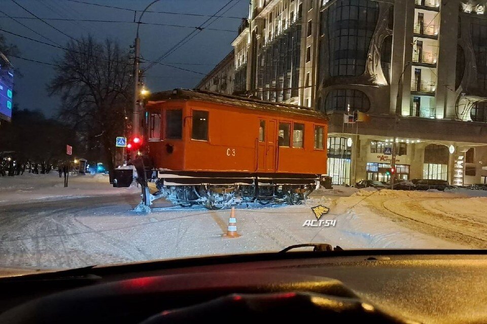     Вагон сошел с рельсов утром 5 января.  Новосибирская служба эвакуации «АСТ-54»