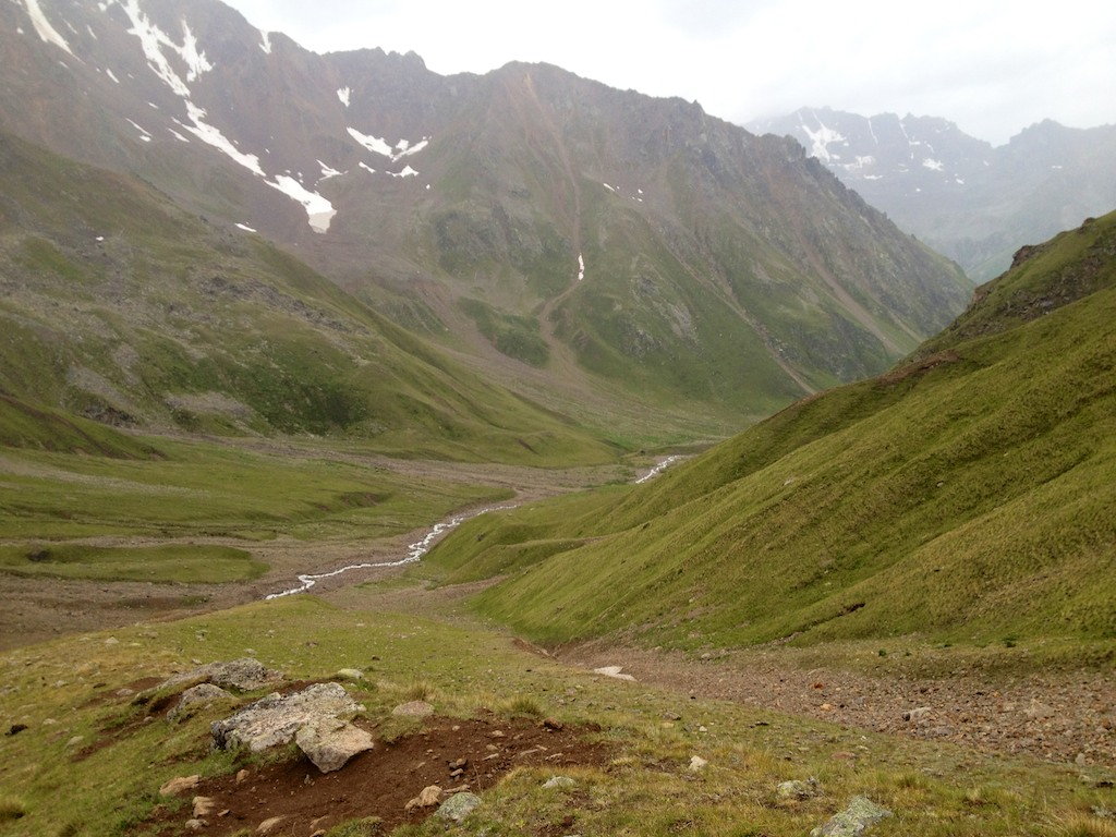 Ущелье реки Уллукам. С яндекс-картинки https://clck.ru/33DjmJ