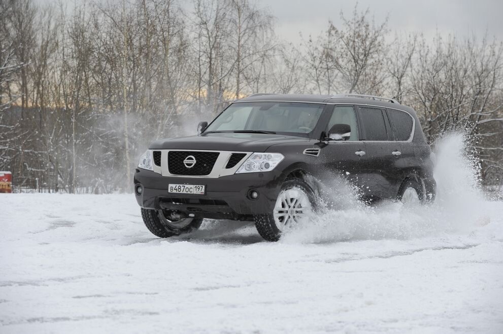 Какими бы радикальными не были изменения при смене поколений Nissan Patrol, за ним всегда тянулся шлейф из мифов и легенд.