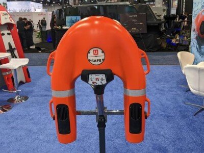    Робот-буй U-Safe не позволит людям утонуть
