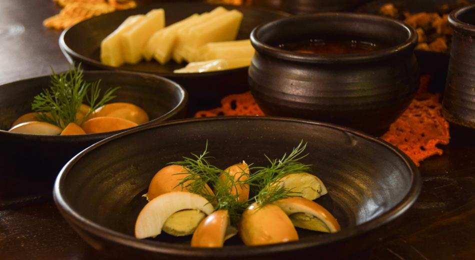 В нашем туре трапезы порадую даже самых взыскательных туристов