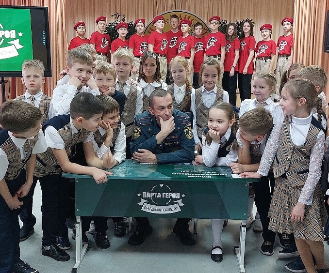    В столице Югры появилась новая «Парта Героя»