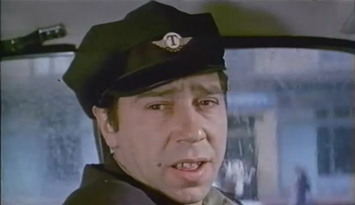 Он откладывал себе на похороны с чаевых. А на памятник накопить не успел... Просто актер Борис Гитин