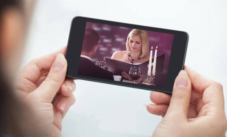    Сжатие поможет уменьшить размер видео, но сделает его качество чуть хуже