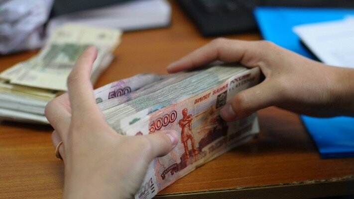    На Орском механическом заводе профессионалам готовы платить зарплату до 200 тысяч рублей Андрей Севостьянов