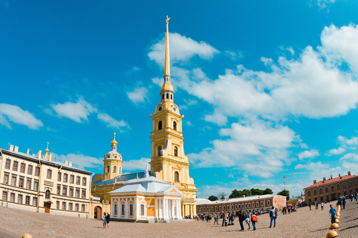 Петропавловский собор в Санкт-Петербурге