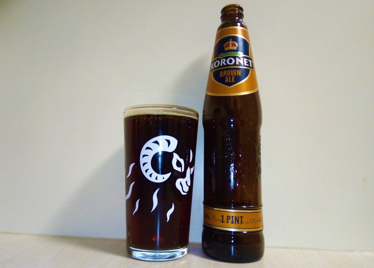 «Koronet Brown Ale» в стакане. Фото автора