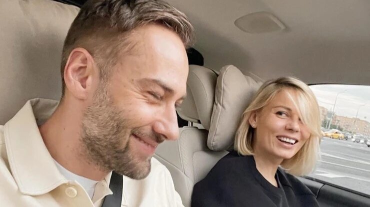 Дмитрий Шепелев с женой Екатериной. Фото: starhit.ru 