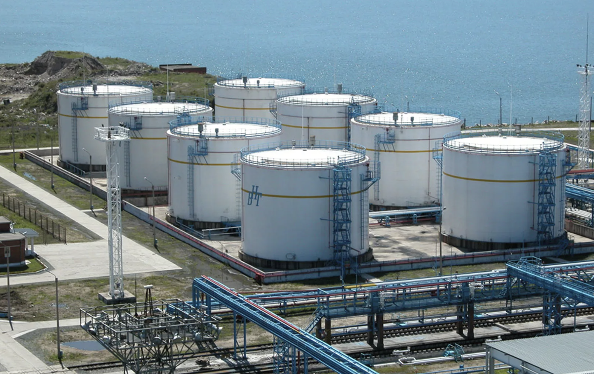 Традиционные наземные хранилища