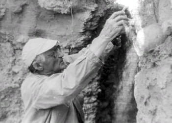 На этом снимке - профессор Павел Иустинович Мариковский, которому посвятил я эту "крошку со стола жизни".