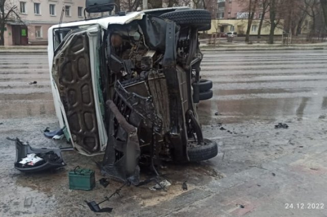    Что известно о перевернувшейся маршрутке в Воронеже?