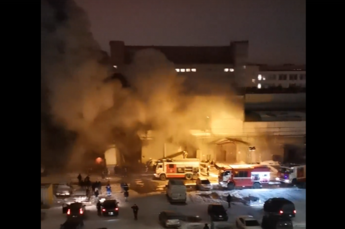 Пожар в санкт-петербурге. Склад металлострой. Какой склад горит в санкт петербурге сейчас. Какой склад горит в санкт петербурге сейчас. Какой склад горит в санкт петербурге сейчас.