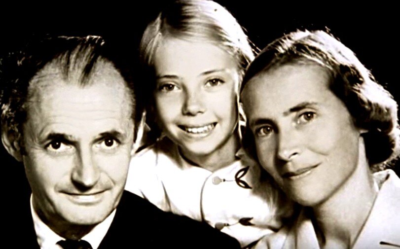 Юлиана с родителями.