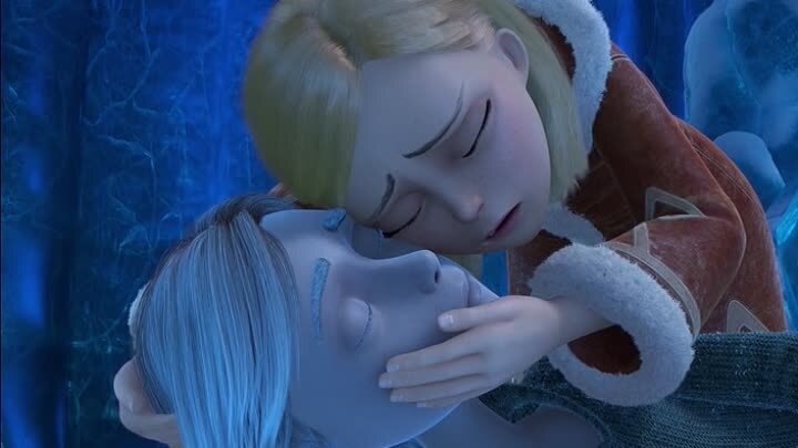 Он был бледный и очень красивый)