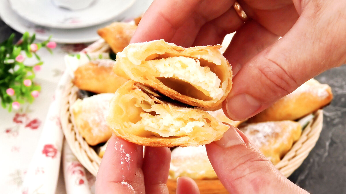 Чудо Пирожки из нежного слоеного теста с творогом🥟 | ПРОСТОРЕЦЕПТ | Дзен