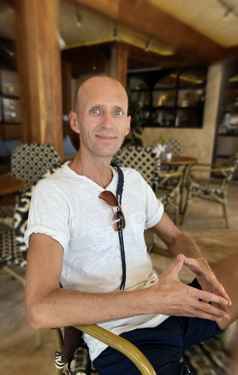 Анатолий ЩУР, специалист по работе с подсознанием