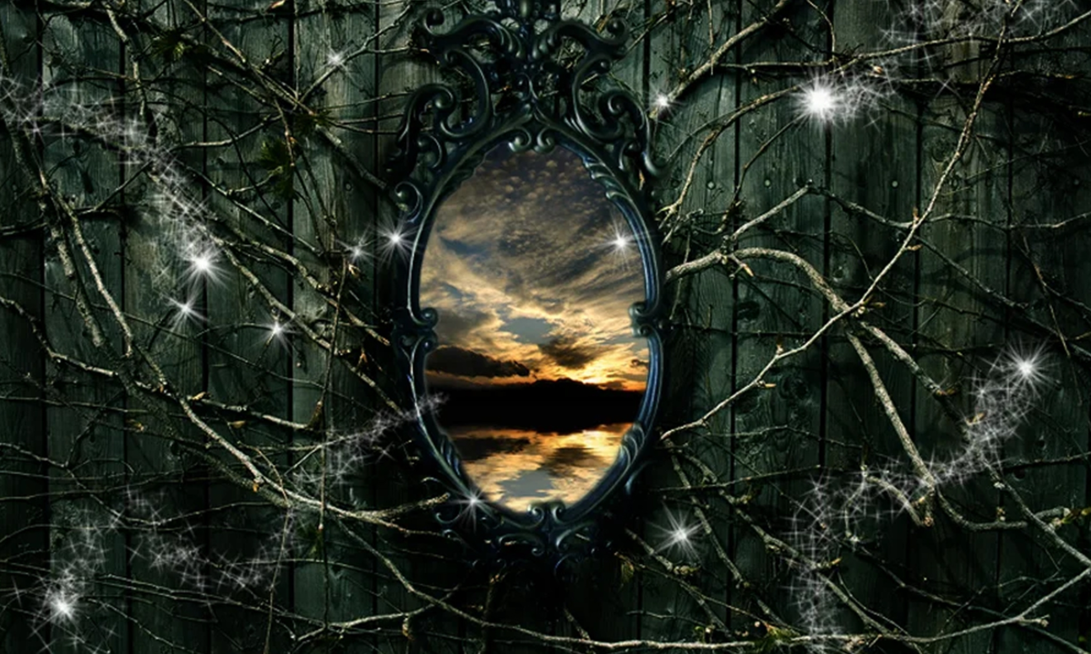 Magical mirror. Отражение в зеркале фэнтези магия. Магическое зеркало. Зеркало мистика. Загадочное зеркало.